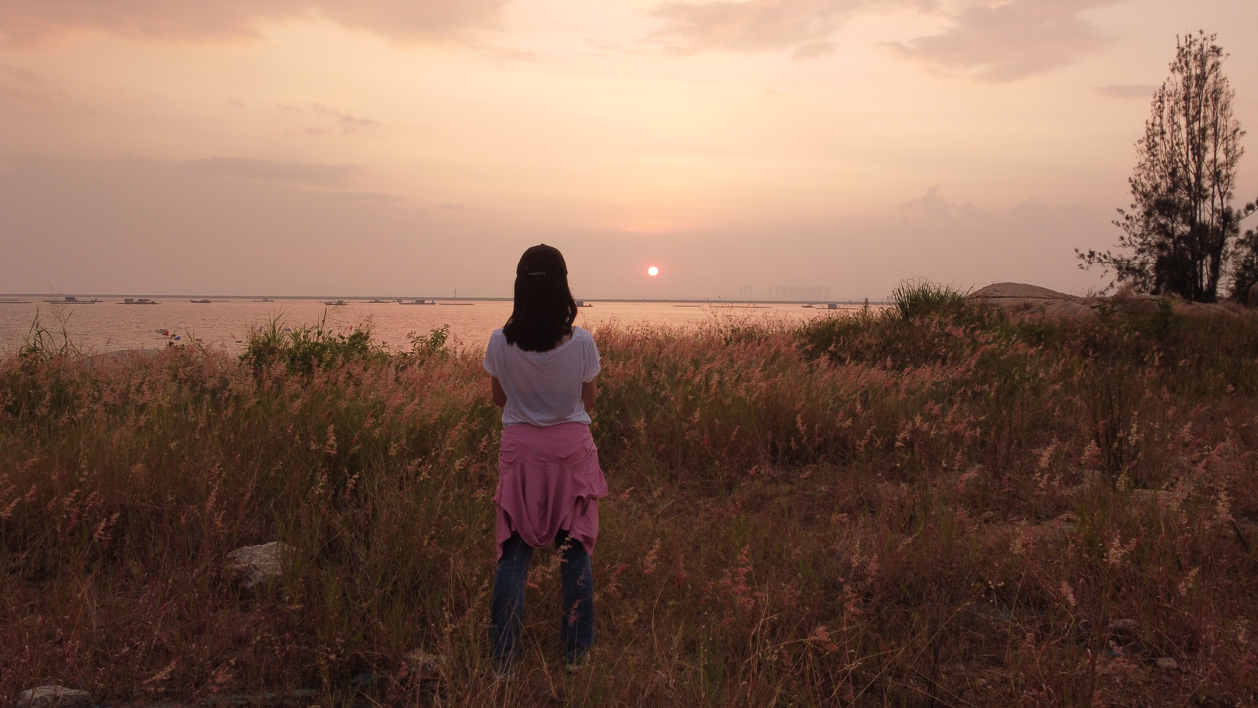 大疆拍摄海上日落